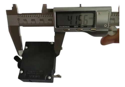Llave Termica Generador Grupo Electrógeno 13 Amp 2500 3500w — foto 3 · MadsJeez Marketplace